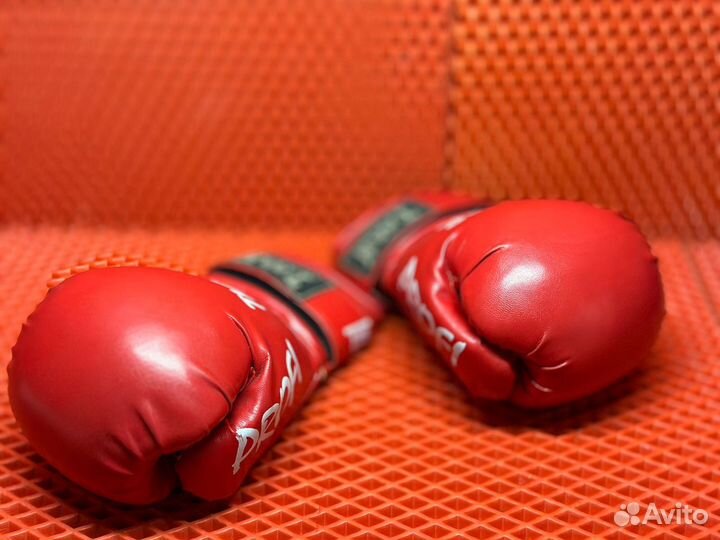 Боксерские перчатки 12 oz кожа