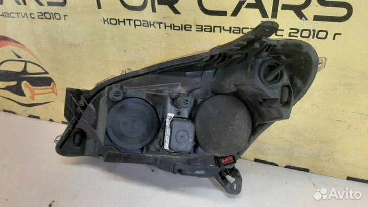 Фара передняя правая Opel Astra H 2007-2014