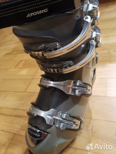 Горнолыжные ботинки Atomic 25.5 размер 37-38