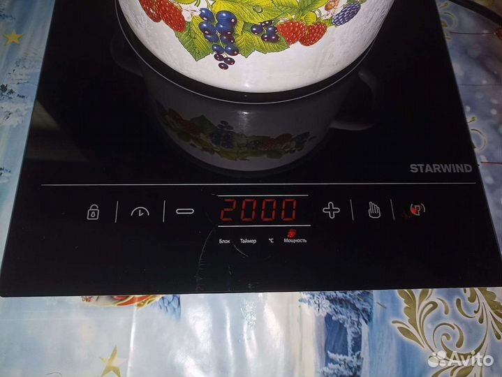 Индукционная плитка Starwind STI 1002
