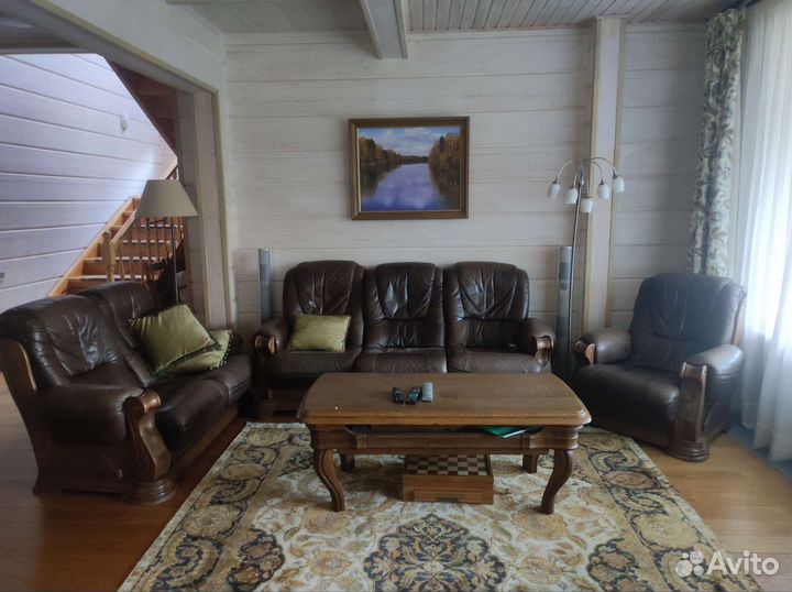 Диваны и кресла