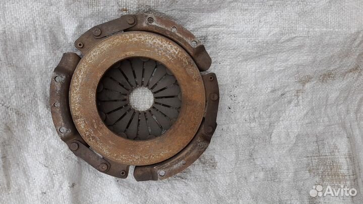 Корзина сцепления ваз 2107