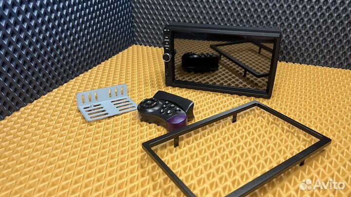 Автомагнитола Pioneerс сенсорным экраном