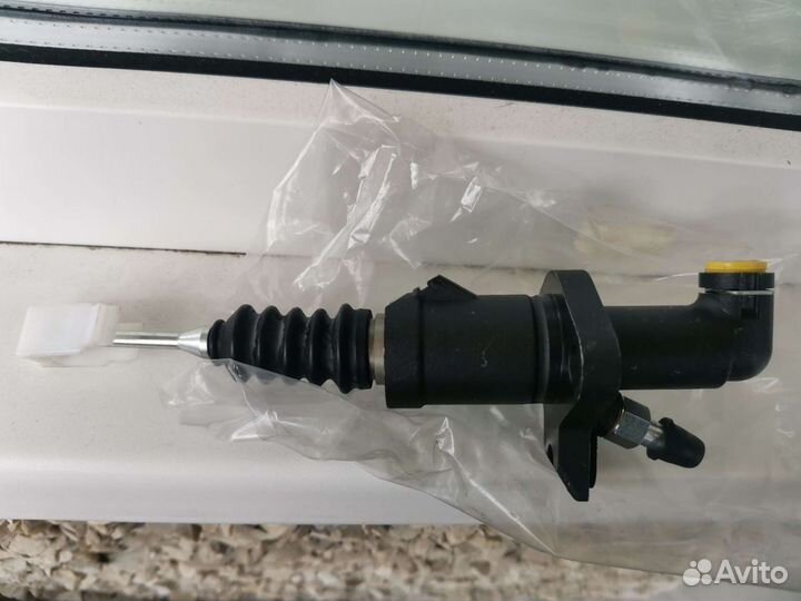 Главный цилиндр сцепления audi Q7/VW touareg