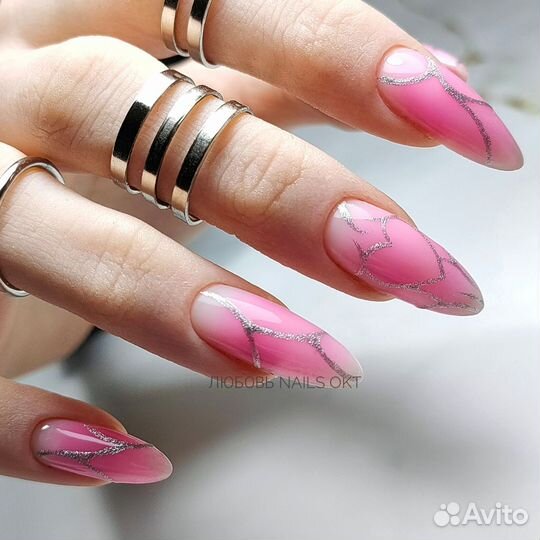 Мастер маникюра