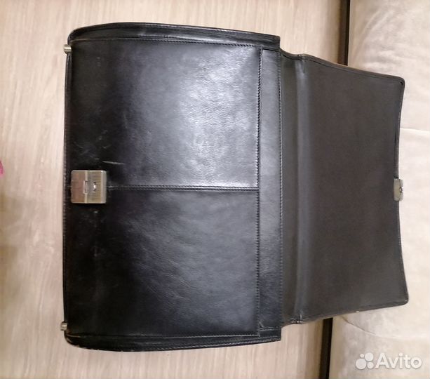 Мужской кожаный портфель