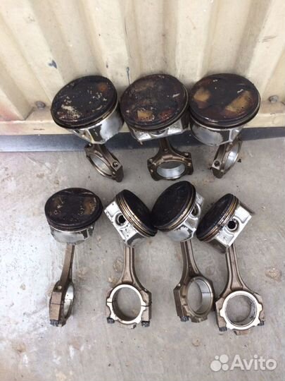 Поршень Toyota 2UZ-FE Land Cruiser 100