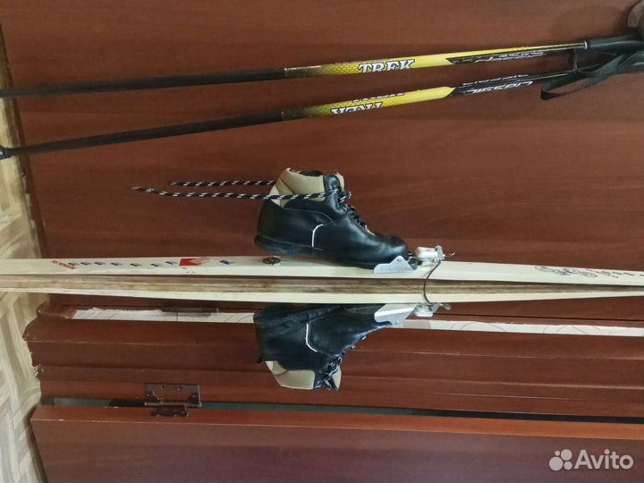 Лыжи с ботинками