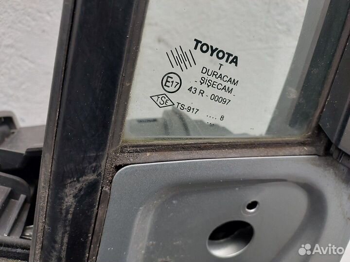 Дверь боковая правая передняя Toyota Yaris, 2008