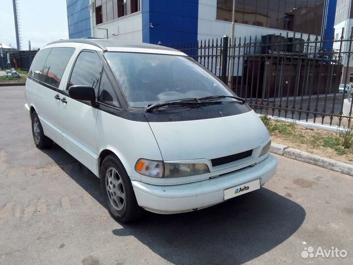 Toyota Previa, 1992