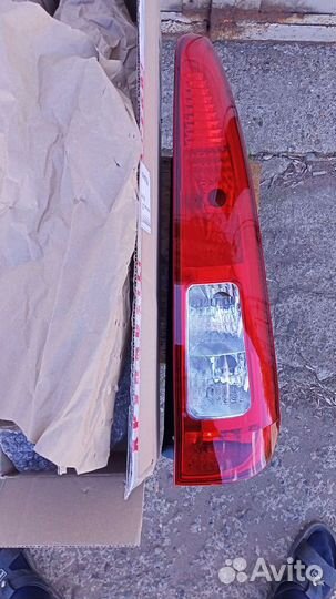 Фонарь задний правый ford fusion