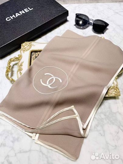 Палантин chanel