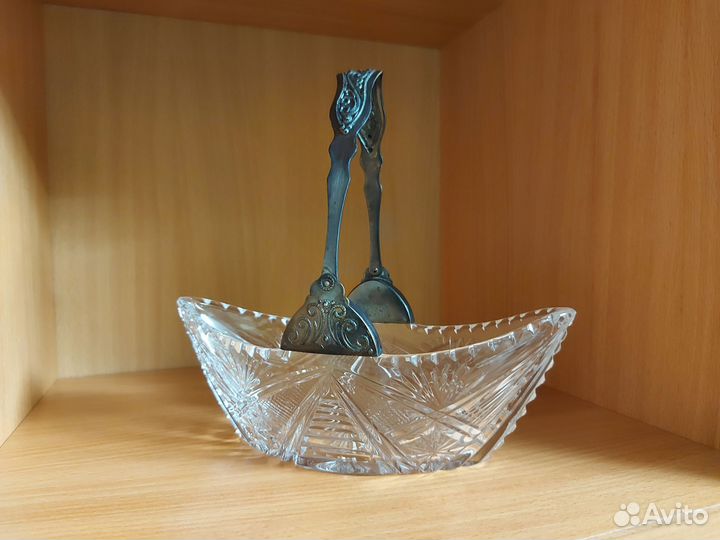 Хрустальные садатники и менажница