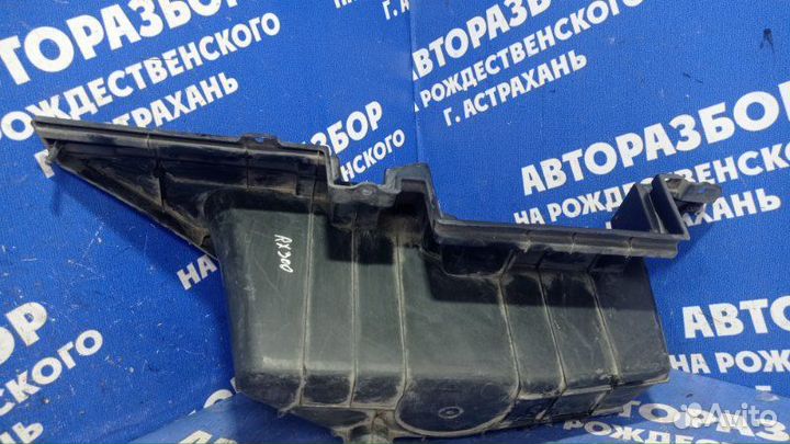 Ящик для инструмента Lexus Rx330 кроссовер 2005