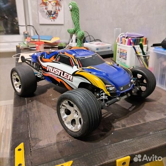 Traxxas Rustler 1/10