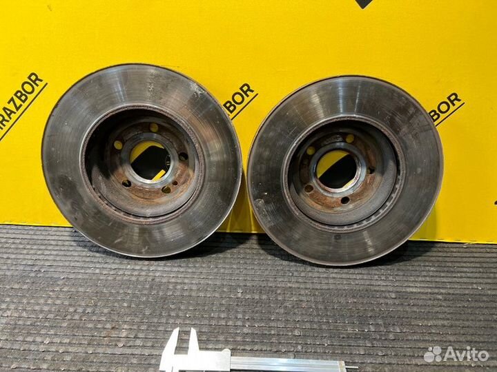 Диск тормозной передний Mercedes Benz A200 W177