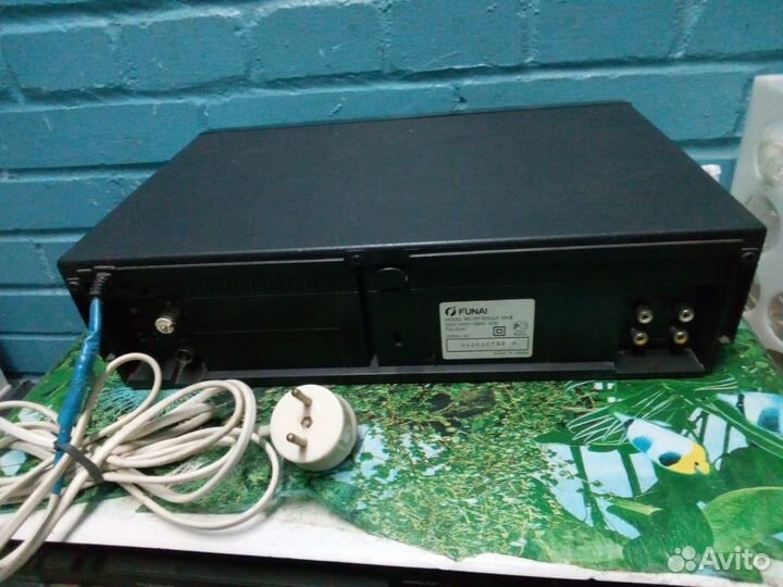 Видеомагнитофон funai