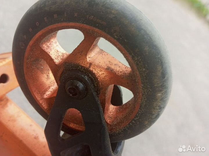 Трюковой самокат