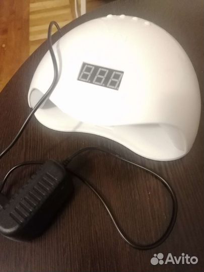 Лампа для маникюра