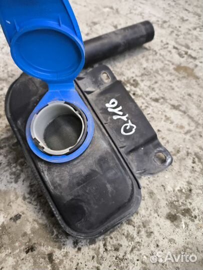 Горловина бочка омывателя Audi Q5 8R 2.0 2010