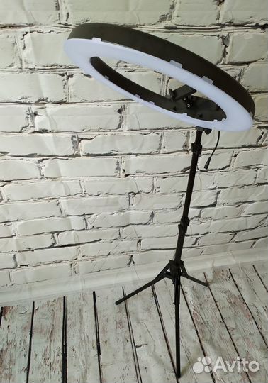 Кольцевая лампа 50 см