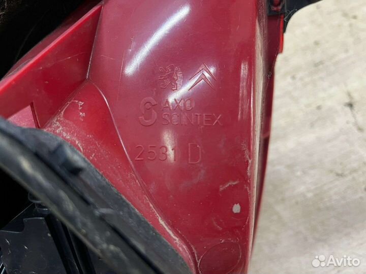 Фонарь задний правый Peugeot 206 хетчбек