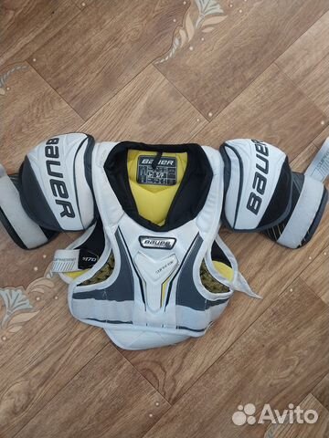 Часть комплекта хоккейной экипировки на 8-11 лет