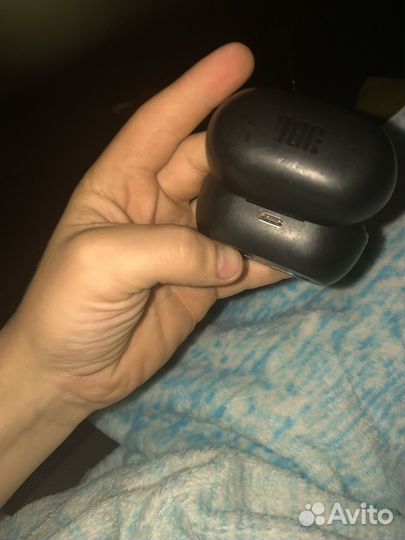 Беспроводные наушники jbl