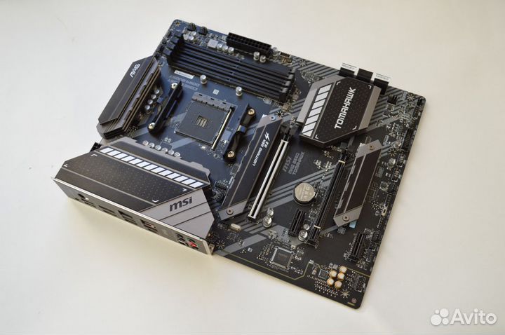 Материнская плата MSI MAG B550 tomahawk