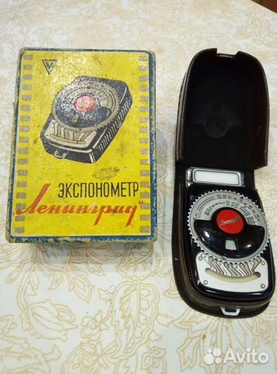 Экспонометр Ленинград типа Ю11