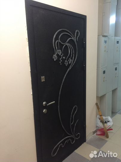 Входные двери с панелями мдф