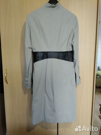 Плащ женский