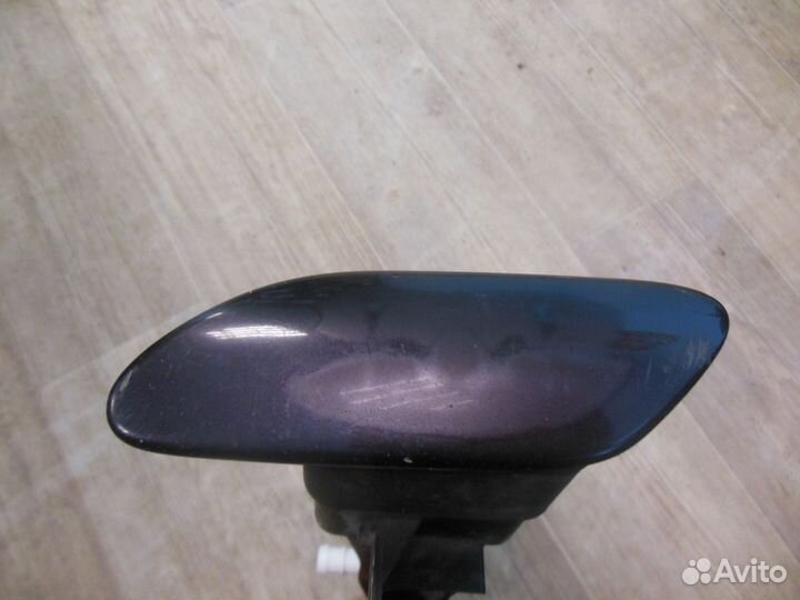 Форсунка фароомывателя левая mazda CX7 2010