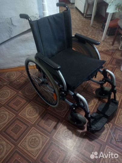 Инвалидная коляска новая