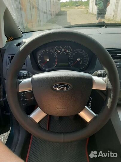 Оплетка на руль из кожи