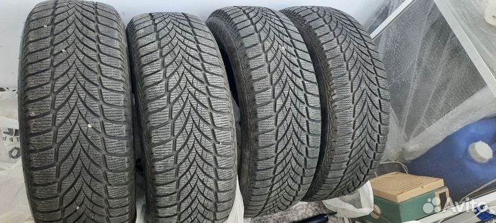Goodyear UltraGrip Ice 2 205/60 R16 85T