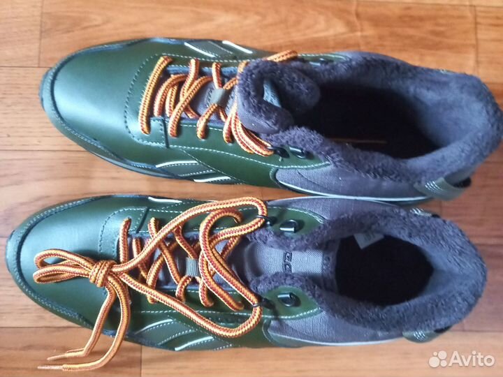 Кроссовки Reebok новые