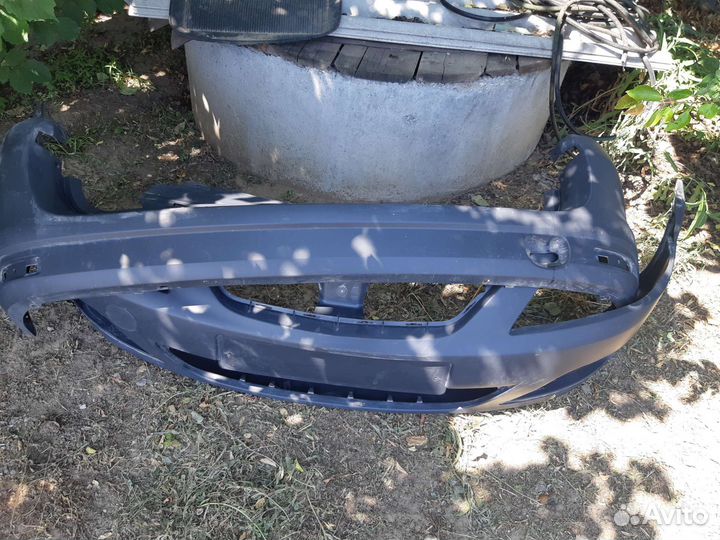 Бампер на ларгус