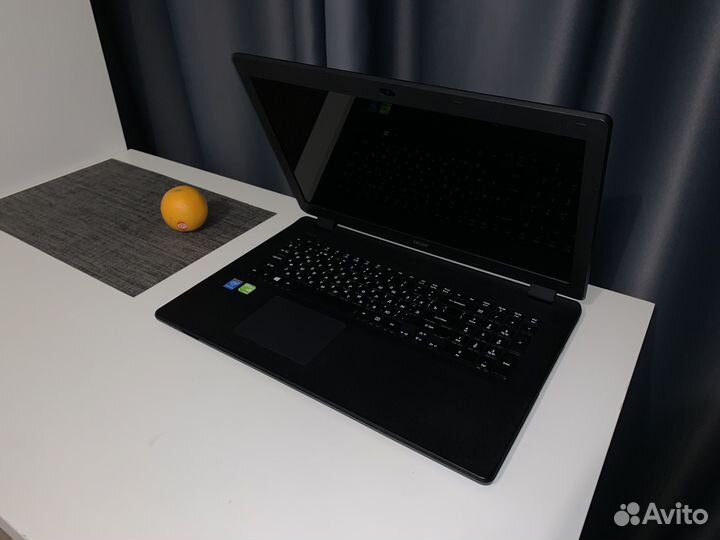 Большой Acer 17 игровой 4 ядра, Nvidia, SSD 512gb