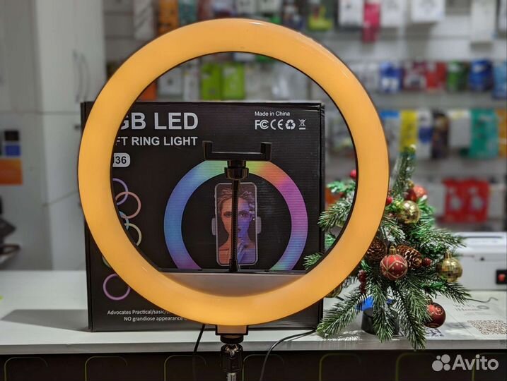 Кольцевая лампа 36 см RGB с штативом