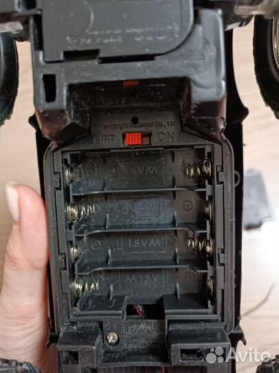 Автомобиль ру New Brigth Ford 1:16