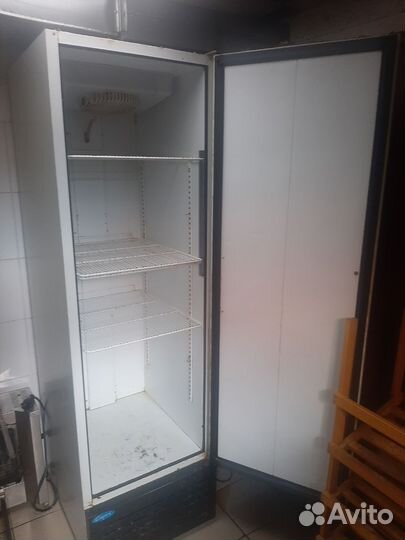 Холодильник для кафе