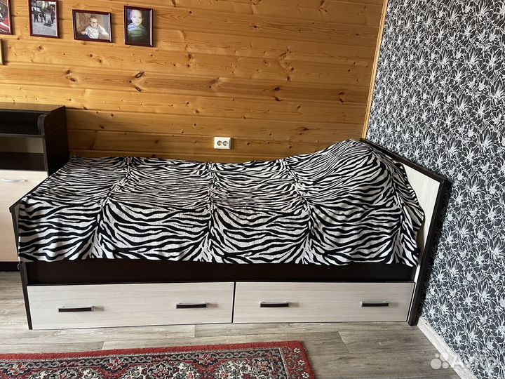 Кровать подростковая с матрасом