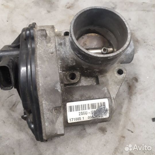 Дроссельная заслонка 1,6 Форд Фокус 2