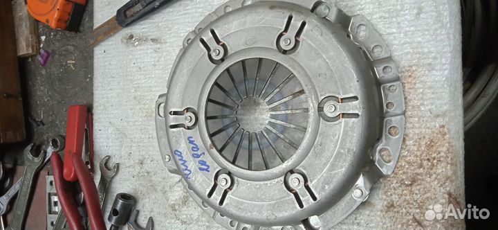 Корзина сцепления на renault Logan