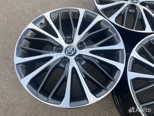 Оригинальные диски R18 от Toyota Camry