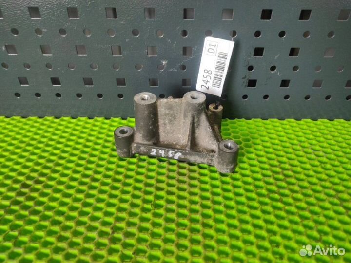 Кронштейн патрубка турбины Daf Xf 106