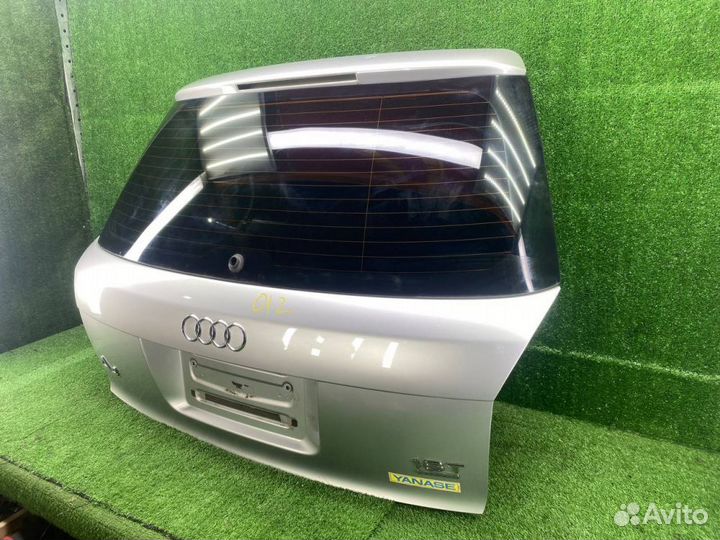 Дверь 5-я багажника Audi A4 B6 8E avant 4738