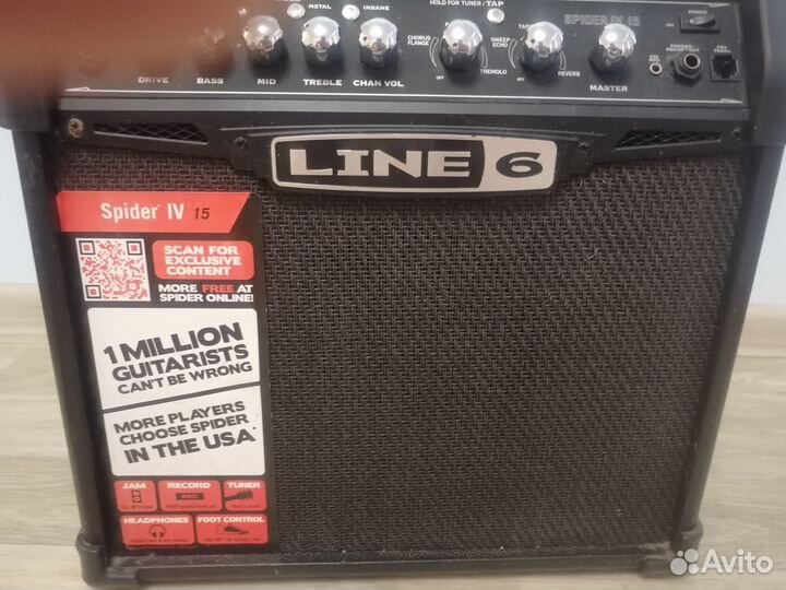 Гитарный Комбоусилитель Line 6 Spider IV 15
