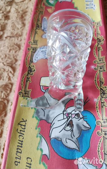 Винтажные рюмки-сапожок на каблучке